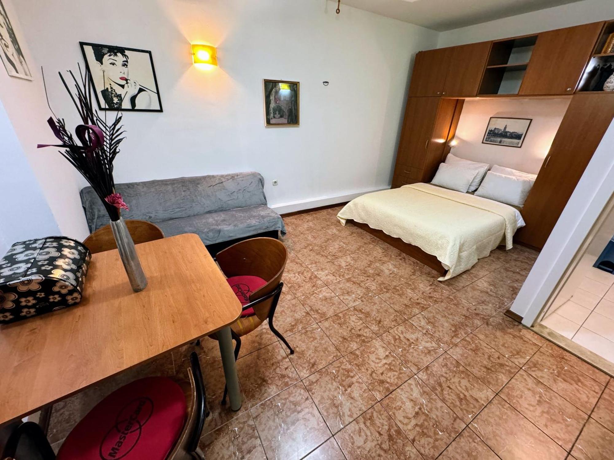 Grgur Studio Apartments Split Luaran gambar
